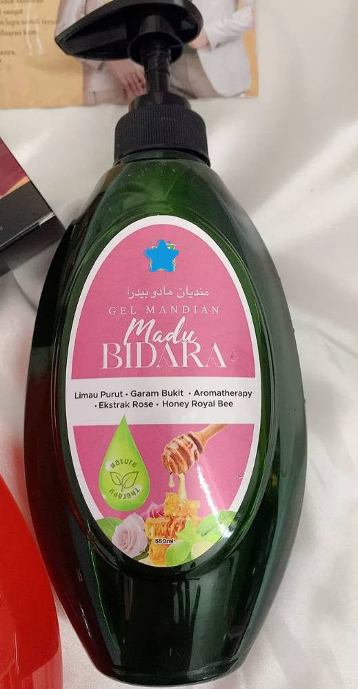 Floral-scented body wash